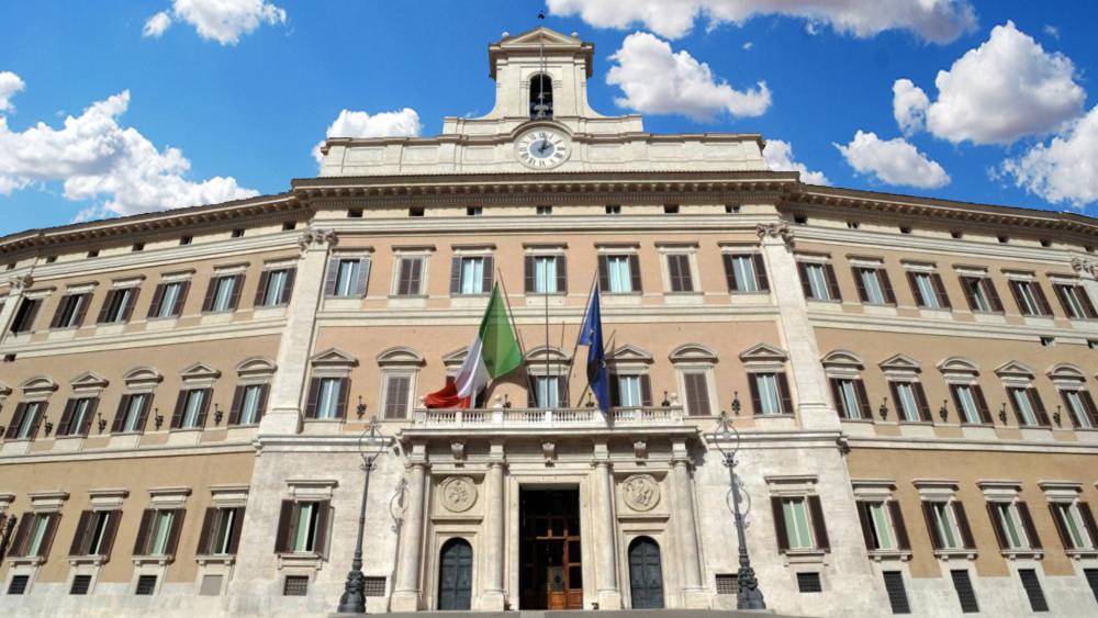 Cure palliative, il Parlamento al Governo: "Più sostegno nel fine vita"