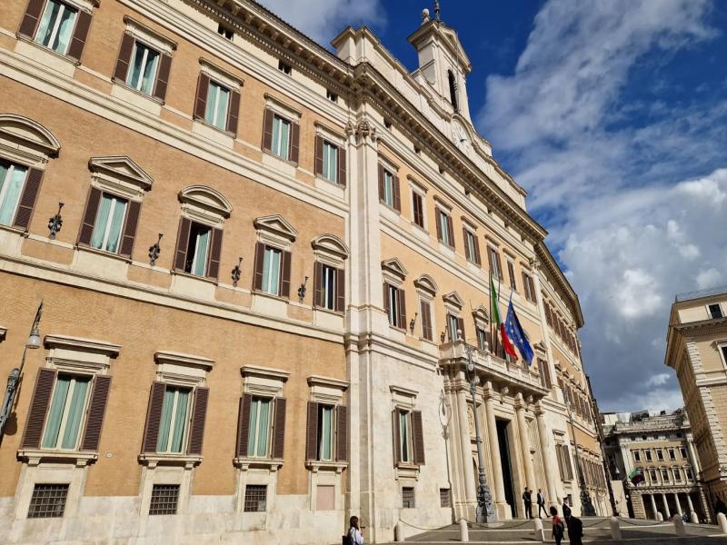 Dl Pa: ok alla Camera. Fondi e assunzioni al ministero della Salute