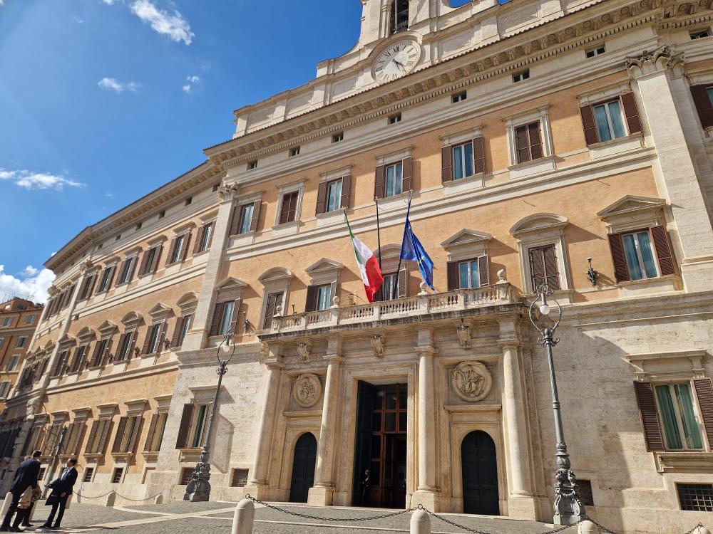 Obesità, alla Camera il primo sì alla legge 